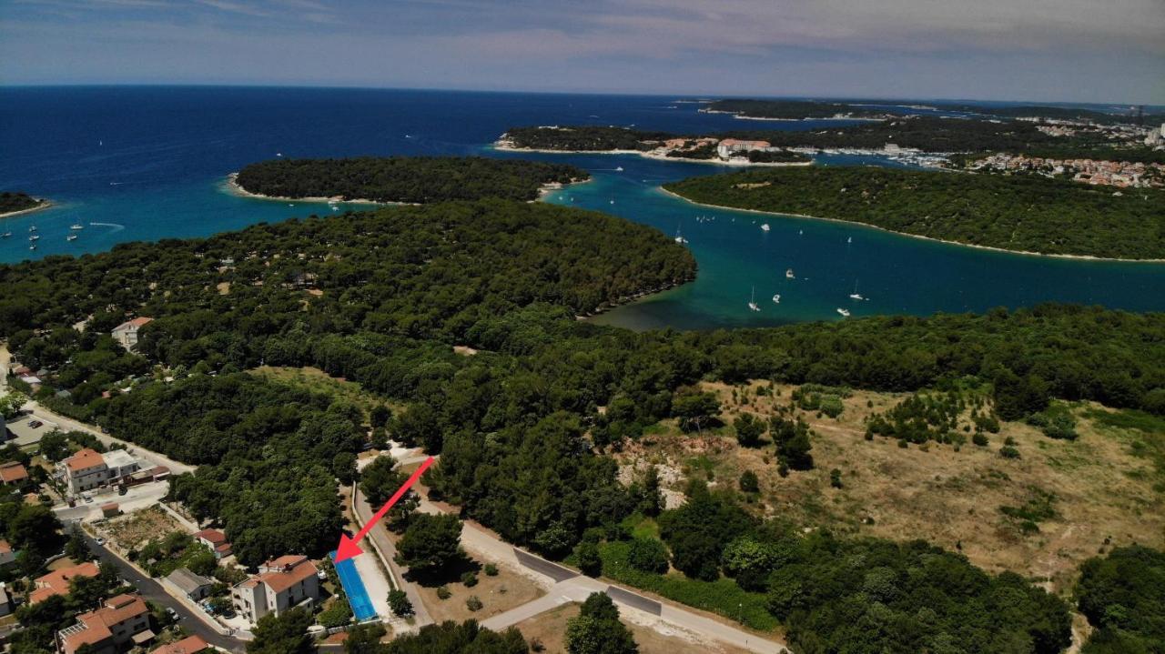 Predivan Novouredeni Apartman U Blizini Mora Banjole Buitenkant foto