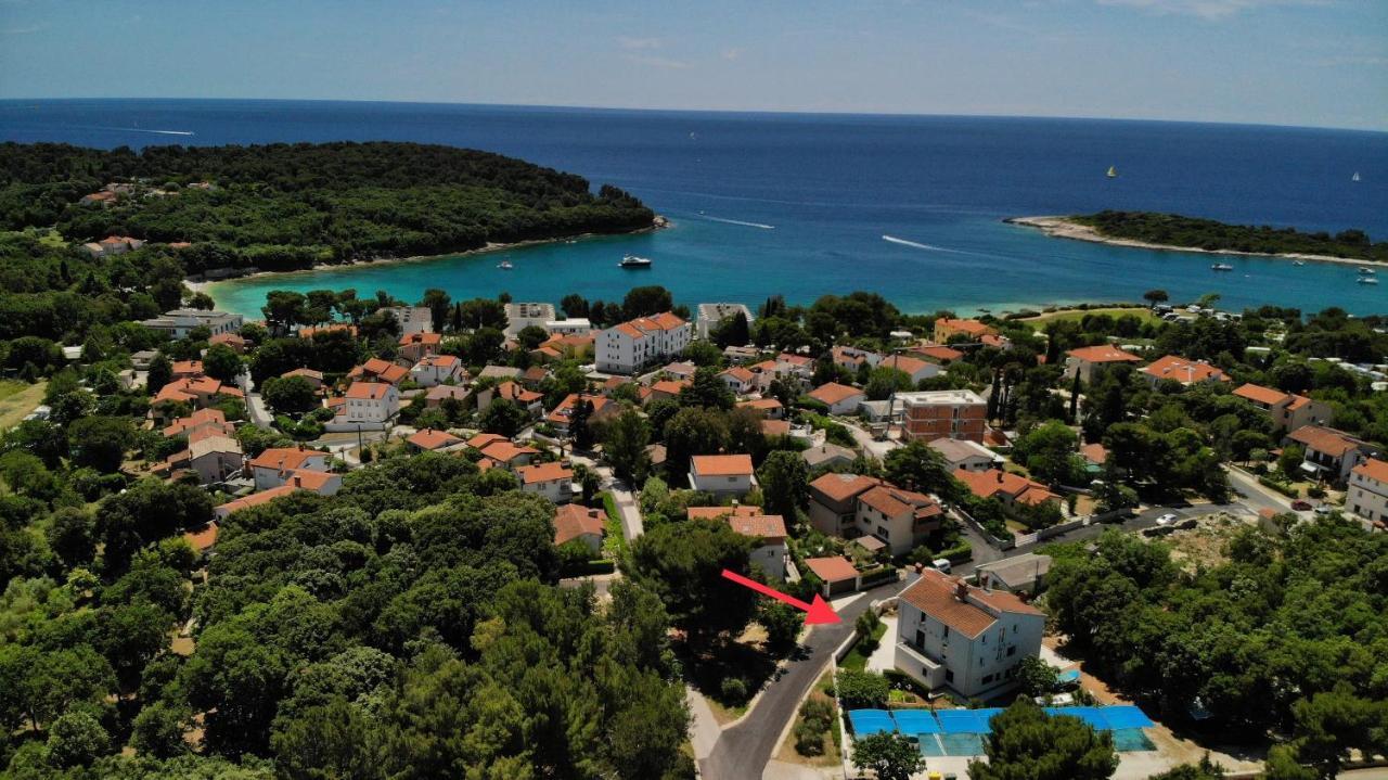 Predivan Novouredeni Apartman U Blizini Mora Banjole Buitenkant foto